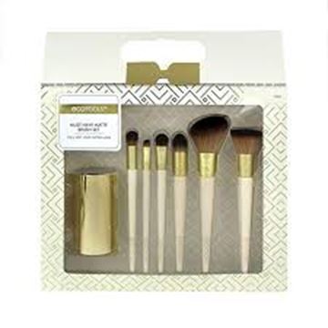 Picture of REAL TECHNIQUES COLOR CORRECTING BRUSH & SPONGE SET